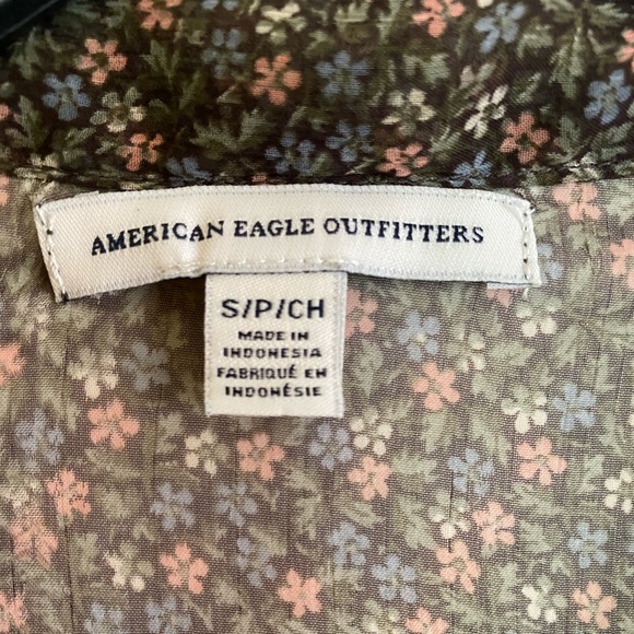 American Eagle Floral Sheer Scarf Neck Blouse - Picture 5 of 5